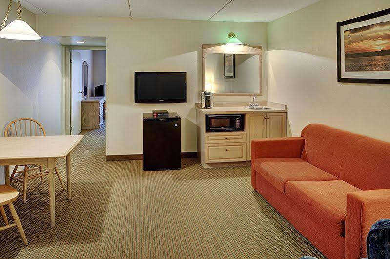 Thompson'S Best Value Inn & Suites Eksteriør bilde