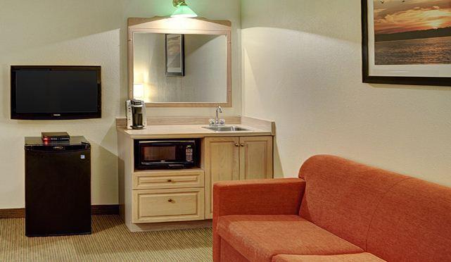 Thompson'S Best Value Inn & Suites Eksteriør bilde